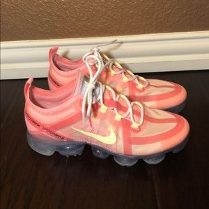 2019 women vapormax